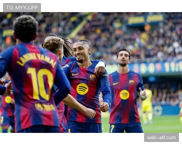 巴塞罗那社区举办业余足球赛,规则鼓励进攻引热议 巴塞罗那社区举办业余足球赛,规则鼓励进攻引热议